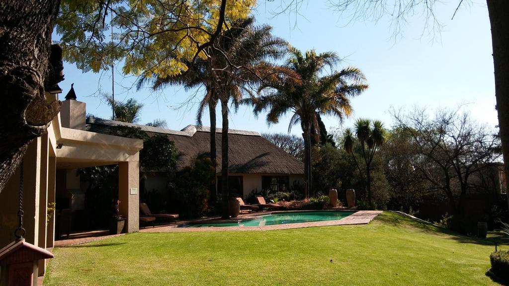 Lourie Lodge Sandton Exterior photo