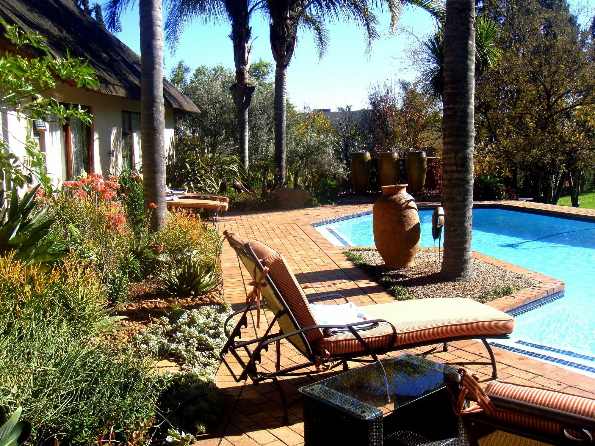 Lourie Lodge Sandton Exterior photo